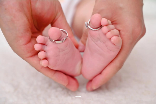 包生男孩正规公司宝宝流鼻血是什么原因 包生男孩正规公司宝宝流鼻血是什么原因