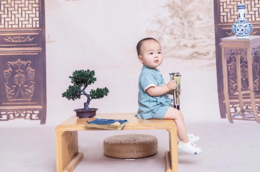 包生男孩正规公司宝宝怕黑怎么回事
